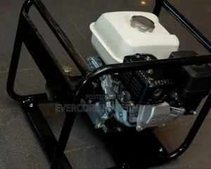 Honda Poker Concrete Vibrator Fully Commercial.
