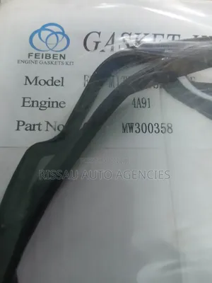 Mitsubish 4a91 Mw300358 Engine Overhaul Gasket Kit.