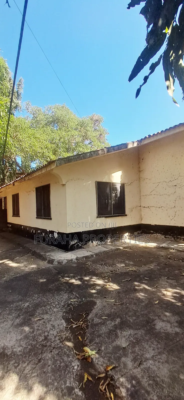 3bdrm Bungalow in Bombolulu for sale