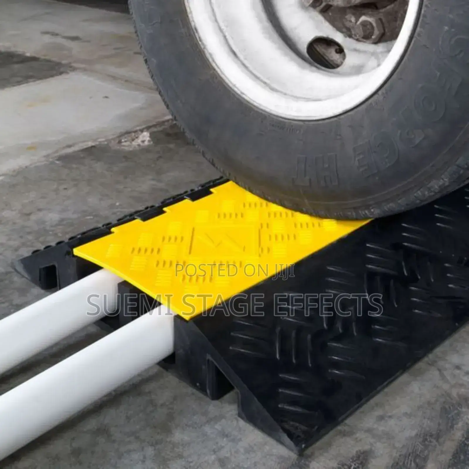 1m Heavy-Duty 2 Channel Cable Ramp Protector – Durable Safe