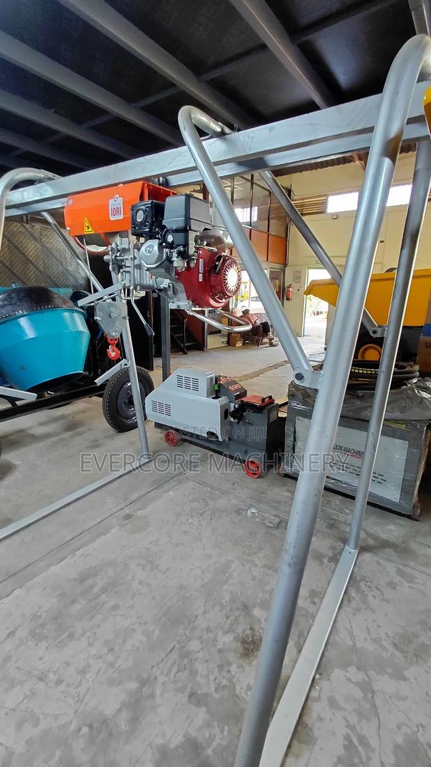 Iori Concrete Hoist Half Tonne 500kg Heavy Duty. - thumbnail 2