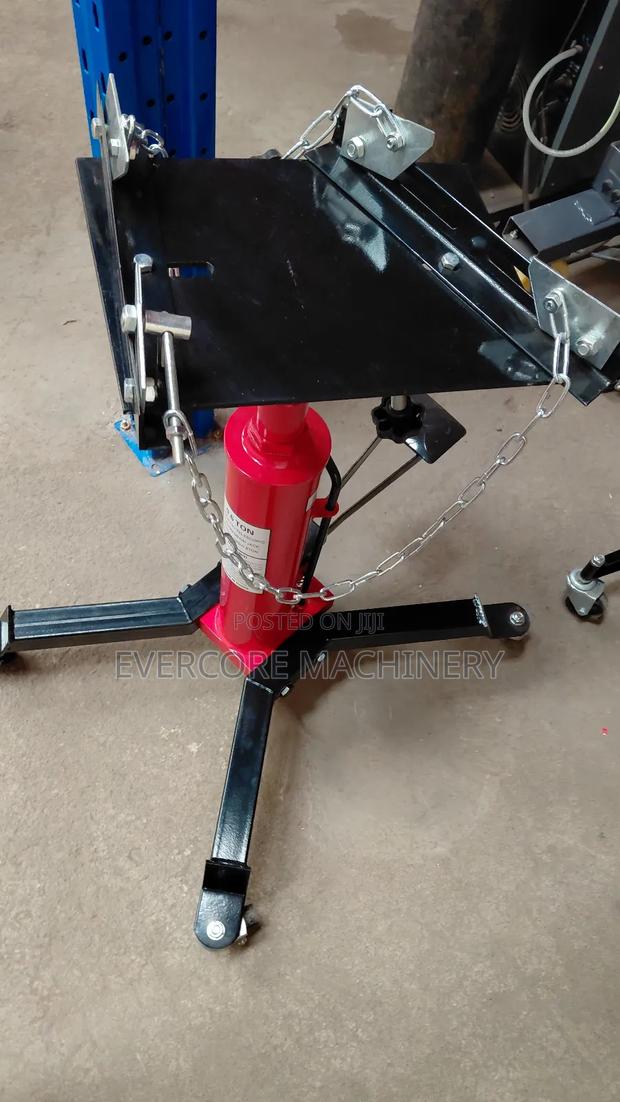 Heavy Duty Manual 0.6tonne Gearbox Jack Machine.