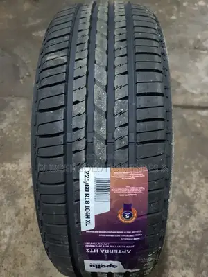 225/60r18 Apollo Tyres 104 H X/L [Made in India]