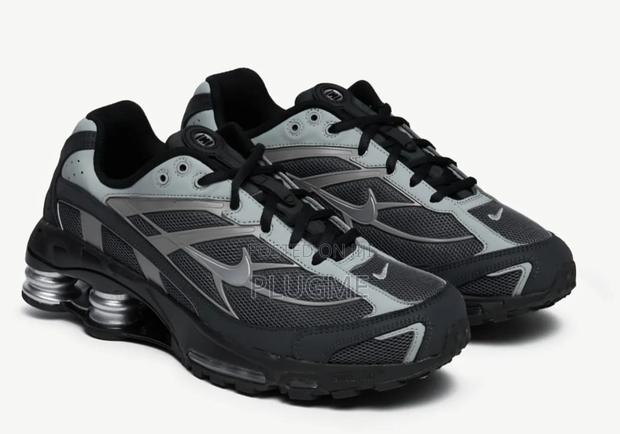 Nike Shox Sneakers - main view