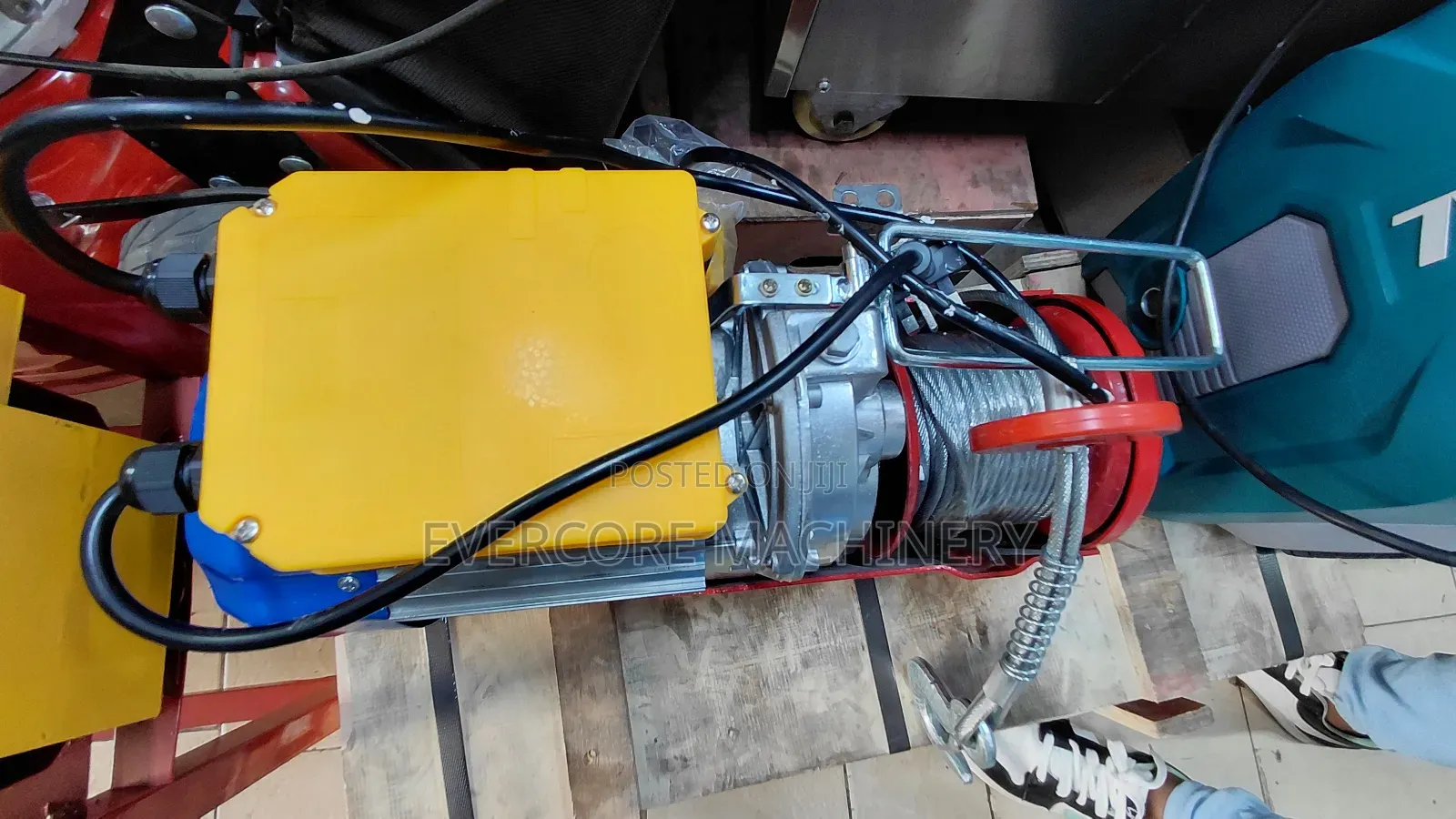 Heavu Duty Electric Hoist 1.5tonne Capacity Single Phase.