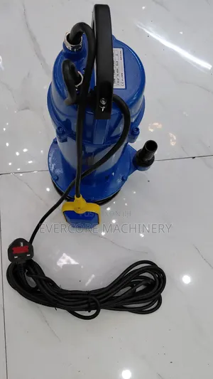 Usk 32m Head Submersible Pump Shallow Well.