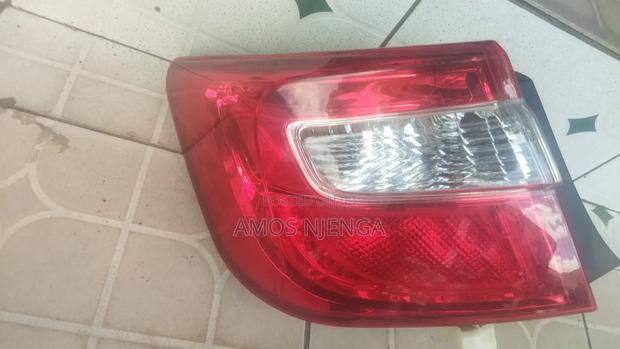 Toyota Camry Tailight - thumbnail 3