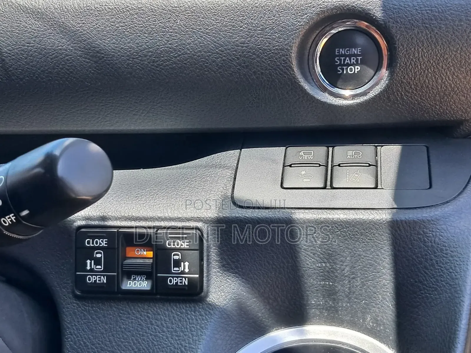 Toyota Sienta 1.5 FWD (6-seater) 2019 Beige