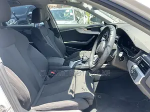 Audi A4 2.0T Premium AWD quattro 2019 White