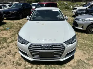 Audi A4 2.0T Premium AWD quattro 2019 White