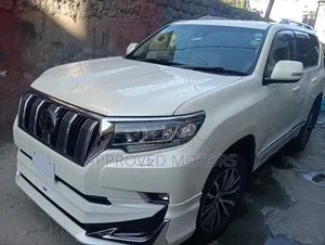 Toyota Land Cruiser Prado 2018 White