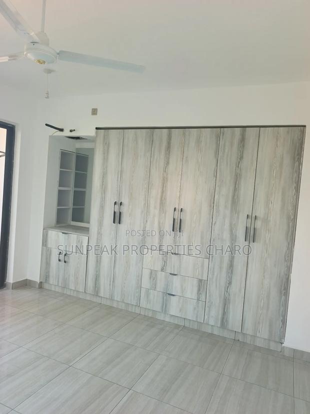 4bdrm Maisonette in Beachroad Nyali for rent - thumbnail 12