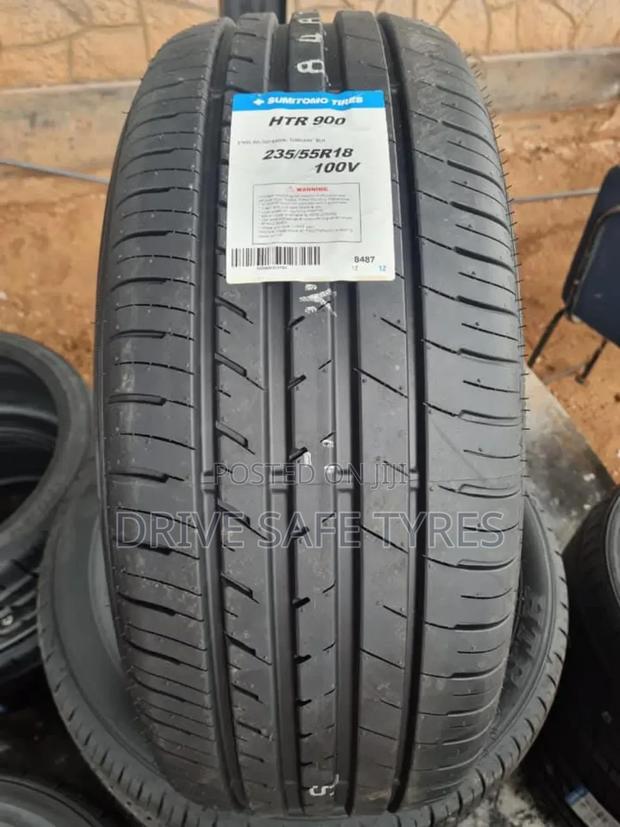 235/55 R18 Brand New Sumitomo Tyres Japan