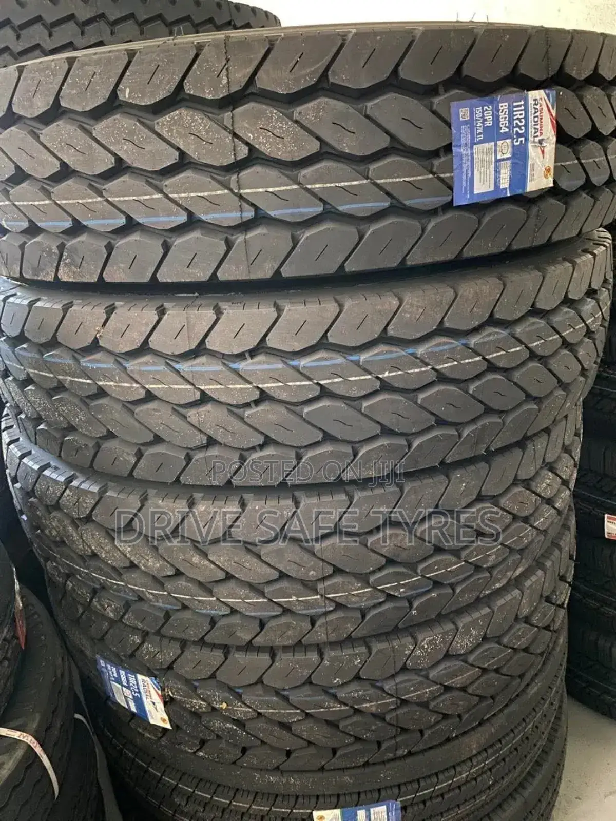 11 R 22.5 Brand New Tyre 18 Pr