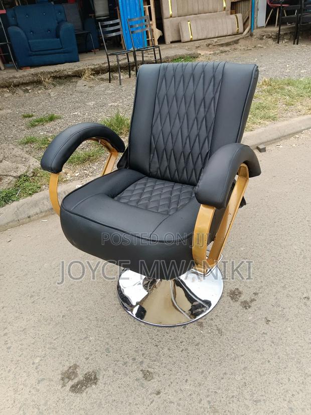 Black Salon Recliner Seat or Styling Seat - thumbnail 2