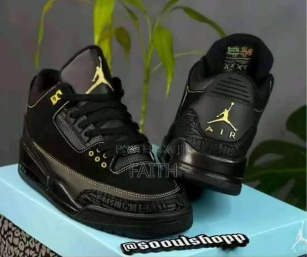 Air Jordan 3 - thumbnail 4