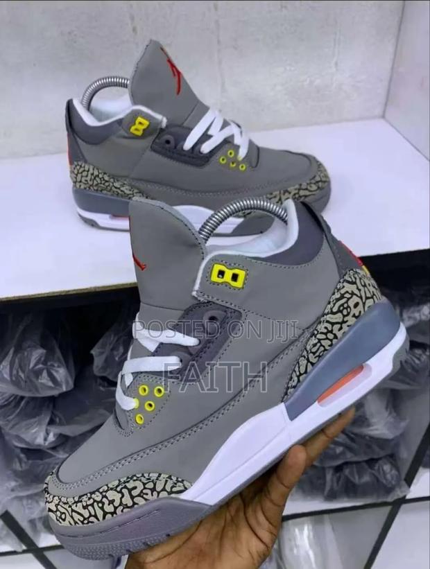 Air Jordan 3 - thumbnail 8