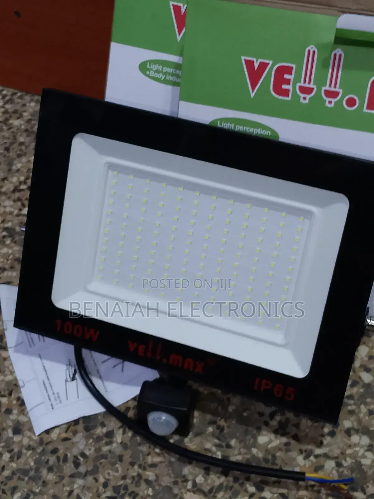 100 Watts Vellmax Led Light,Water Resistant Lamp