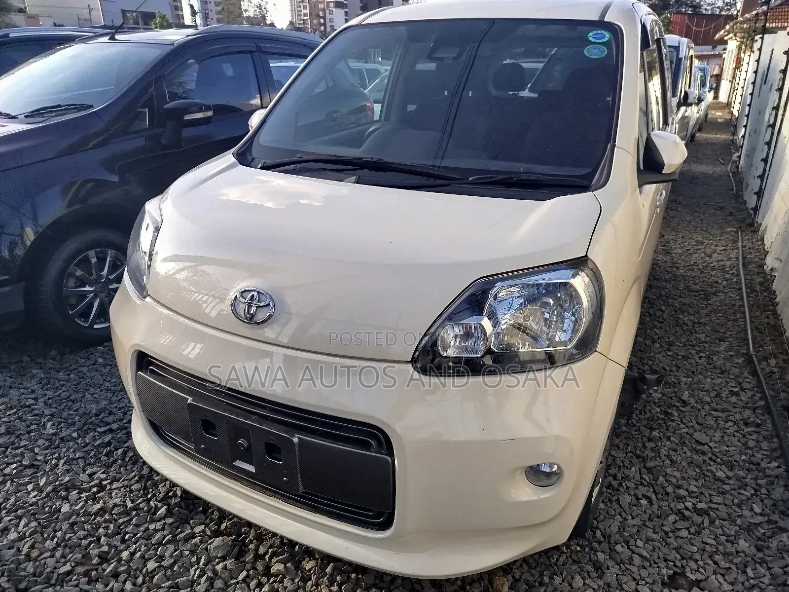 Toyota Porte 2018 White