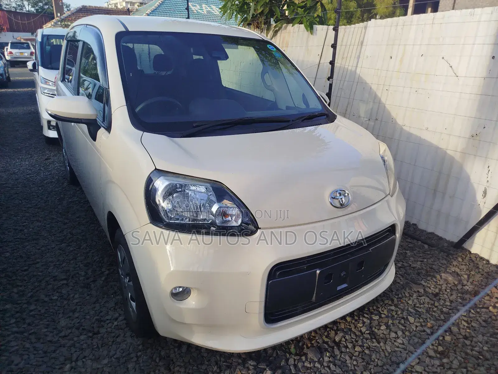 Toyota Porte 2018 White