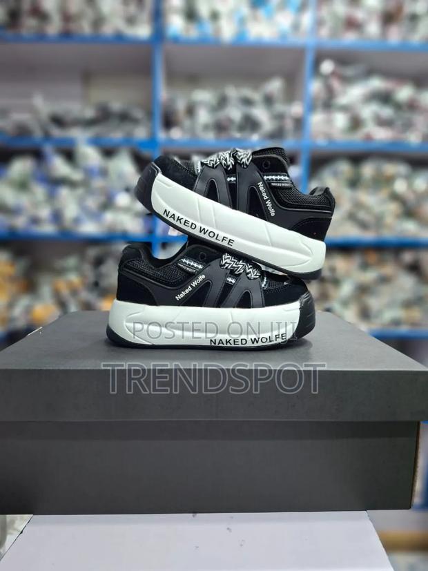 Kids Naked Wolfe - main view