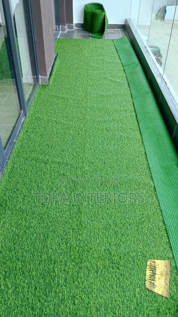Outdoor Mats Water Resistant Artificial Green Grass Carpets 20mm - main view