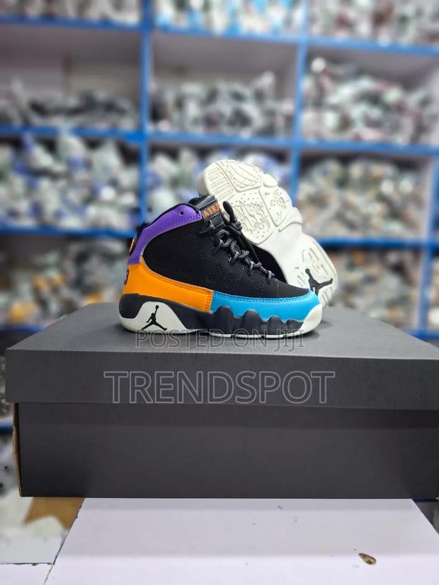 Kids Jordan 9 - thumbnail 3