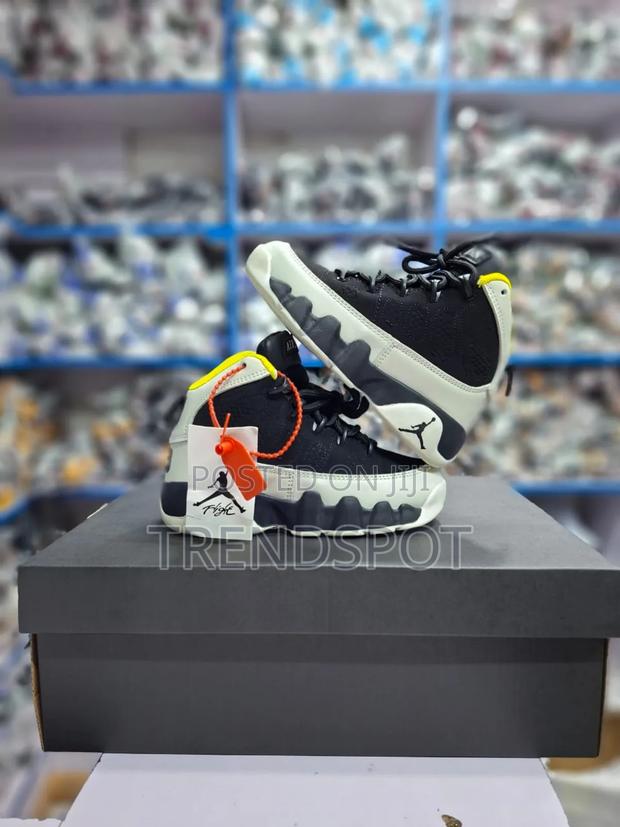 Kids Jordan 9Sizes 25-36 - thumbnail 3