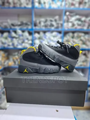 Kids Jordan 9
Sizes 25-36 
2500