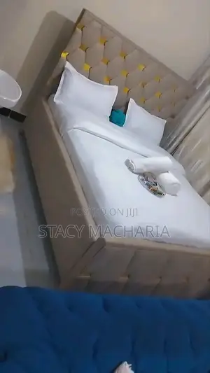 Cosy Elegant Studio Airbnb in South B