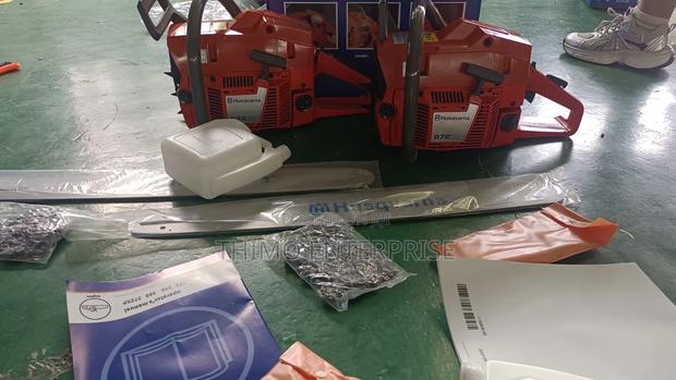 Husqvarna Chainsaw - thumbnail 2