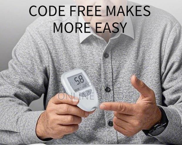 Portable Digital Blood Glucose Meter Kit With 50 Test Strips - thumbnail 6