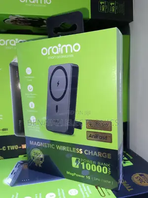 Magnetic Wireless Charge With a Foldable Stand