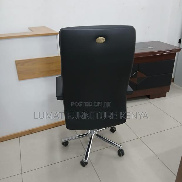 High Back Comfortable Office Seat - thumbnail 3