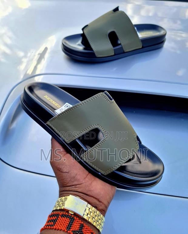 Herm€S Slides in 3 Colors  Sizes (40/41/42/43/44) - main view