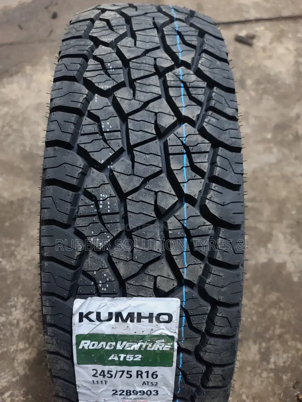 245 /75 R16 Kumho Tyres Road Venture a/T52 All-Terrain