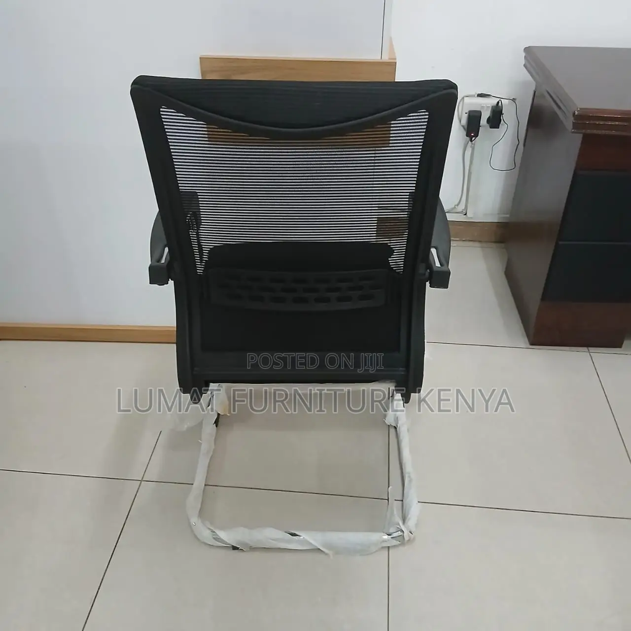 Guest Mesh Office Seat