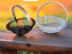 * Mesh Fruit Basket With Bamboo Handle