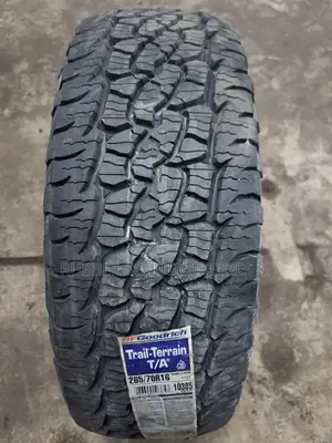 265/70 R16 Bf Goodrich Tyres a/T All-Terrain [Made in Usa ]