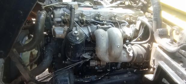 Mitsubishi Fh 215 - thumbnail 5