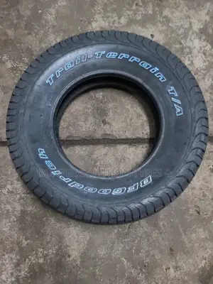 205/80 R16 Bf Goodrich Tyres a/T Trail-Terrain Made in U.S.A