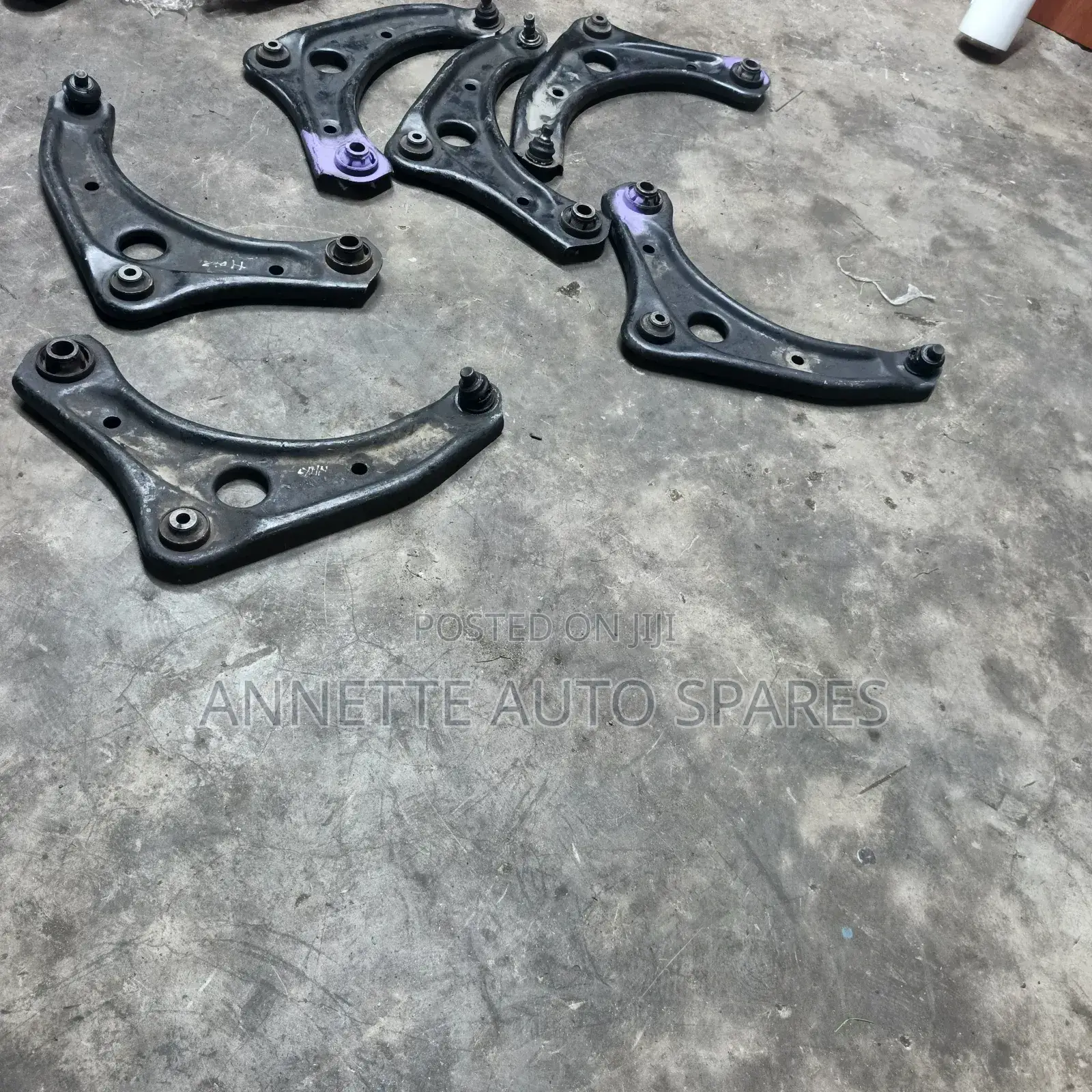 Nissan March Arms