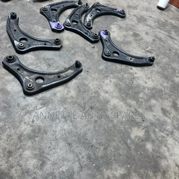 Nissan March Arms
