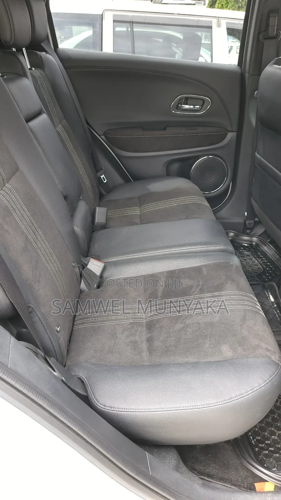 Honda Vezel 1.5 2WD 172 hp 2019 Pearl