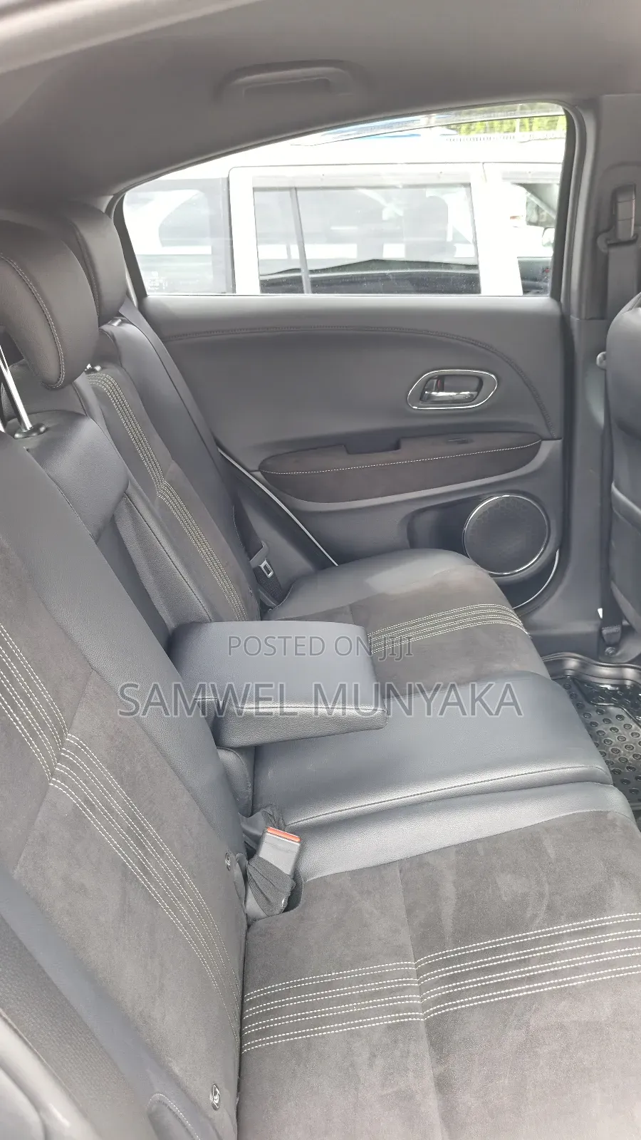 Honda Vezel 1.5 2WD 172 hp 2019 Pearl