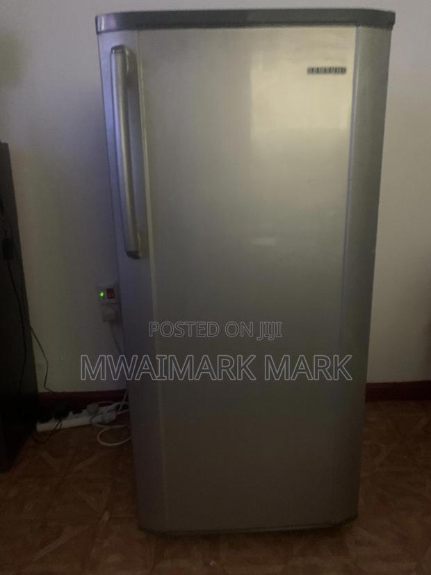 Samsung 200ltr Fridge - thumbnail 17