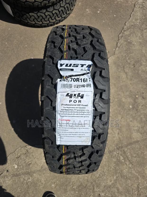 245/70r16 Yusta a/T Tyre(8pr)