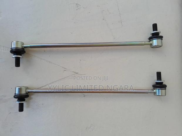 Toyota Passo Sette Front Stabilizer Links