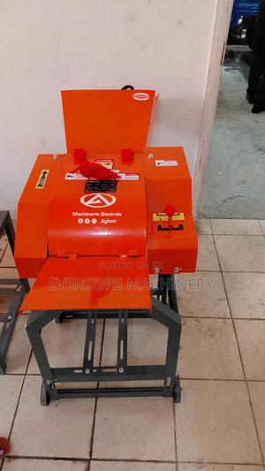 Commercial Highspeed Animal Feed Chopper Machine With Engine. - thumbnail 2