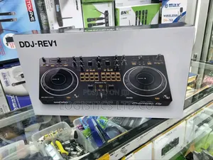 DDJ-Rev1 - Scratch Style 2-Channel Dj Controller for Serato Dj Lite